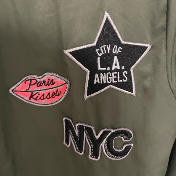 Adidas NEO Zip Up Jacket. Size is XL Youth or Woman Medium PERFECT Condition. - Picture 4 of 9